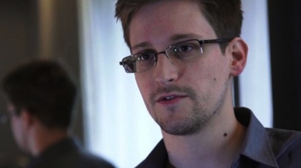 This image recorded on June 6, 2013 shows Edward Snowden speaking during an interview with The Guardian at an undisclosed location in Hong Kong. (AFP)